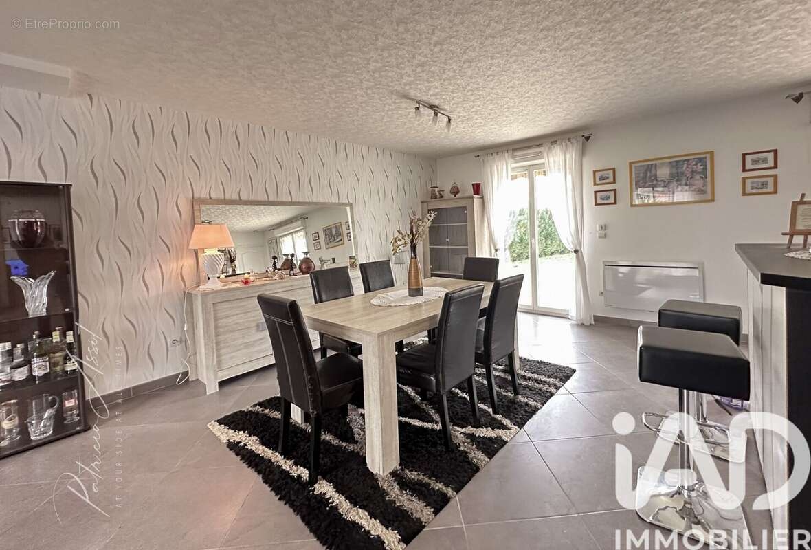 Maison 117 m² à Griselles  - photo 8
