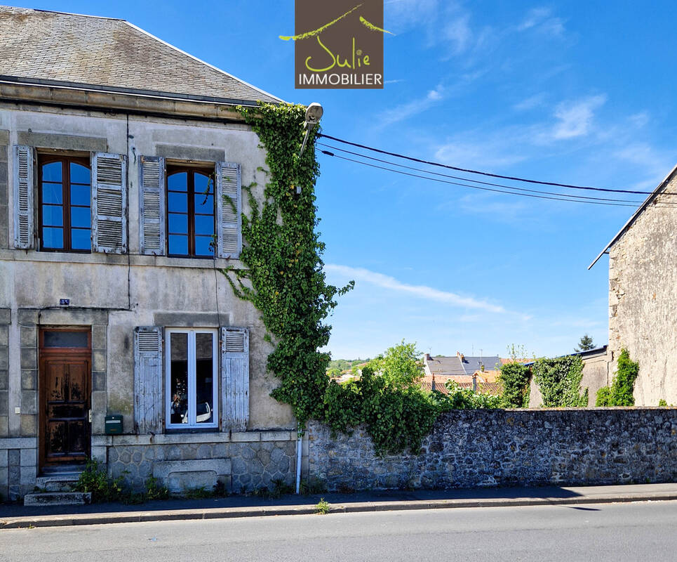 Maison à BRESSUIRE