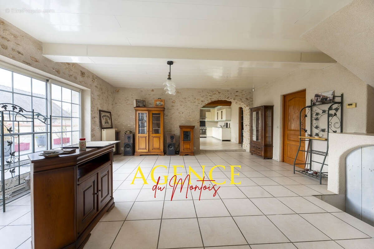 Maison à BRAY-SUR-SEINE