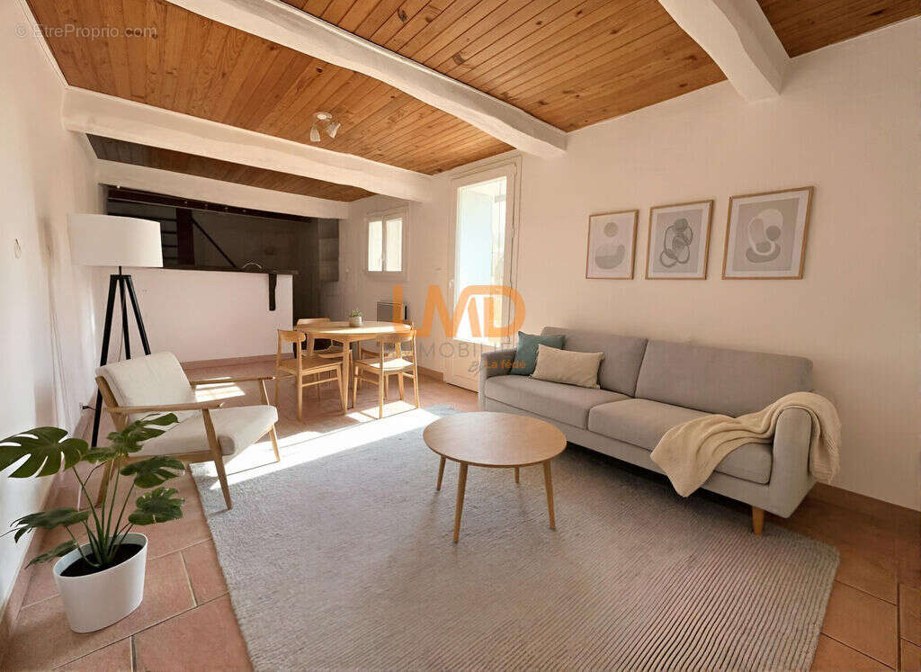 Maison à SAINT-ANTONIN-DU-VAR