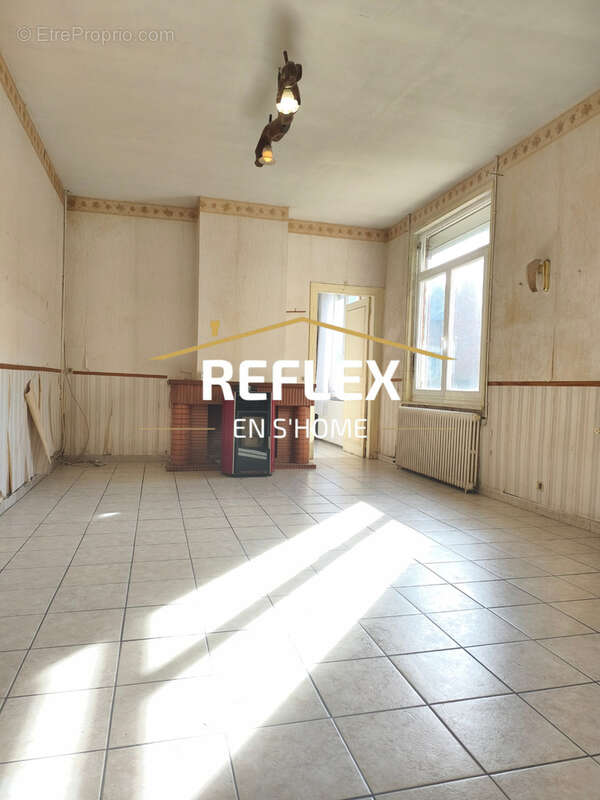 Maison à VILLERS-BRETONNEUX