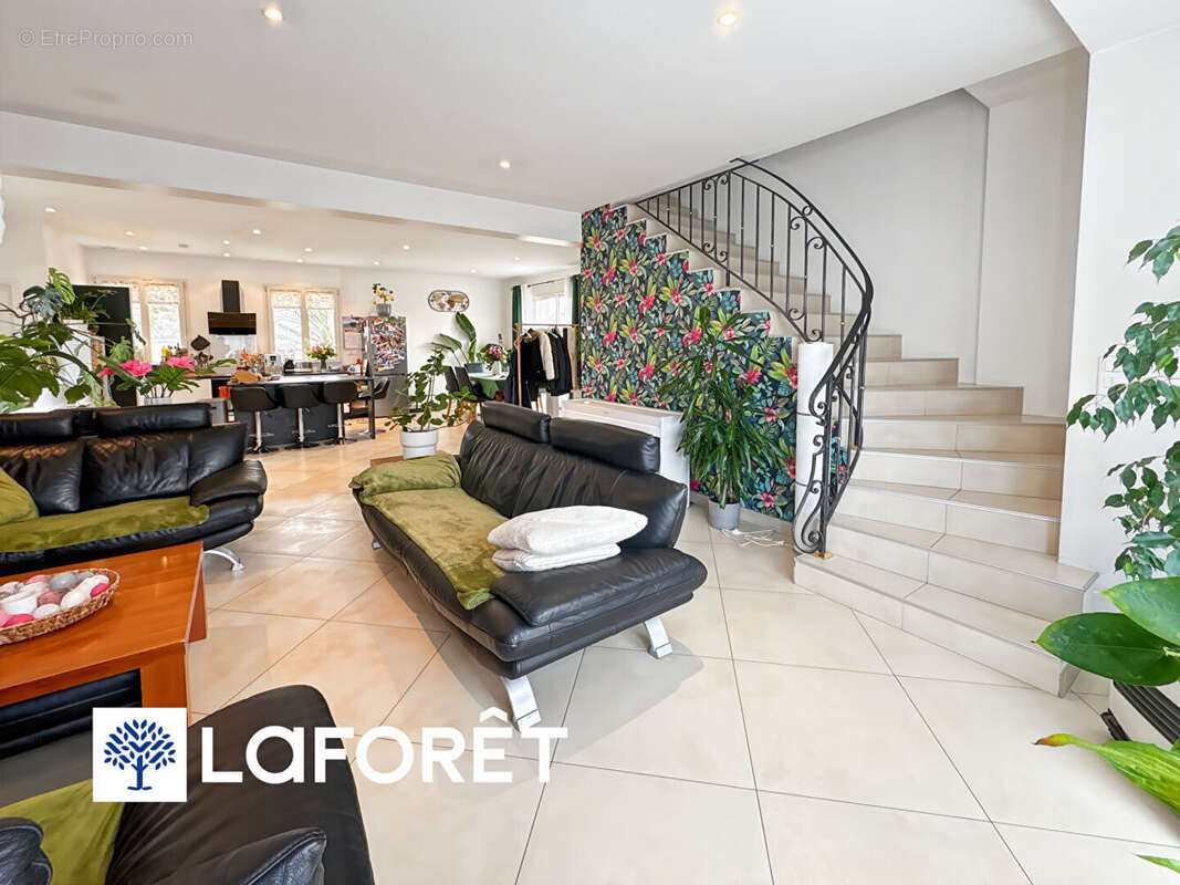 Maison à MORSANG-SUR-ORGE