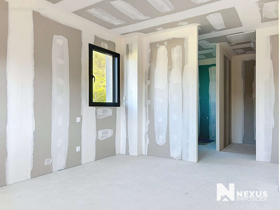 Maison à AMFREVILLE-LA-MI-VOIE