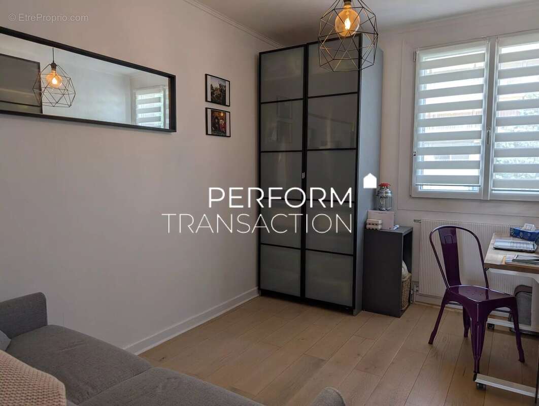 Appartement à MEYLAN