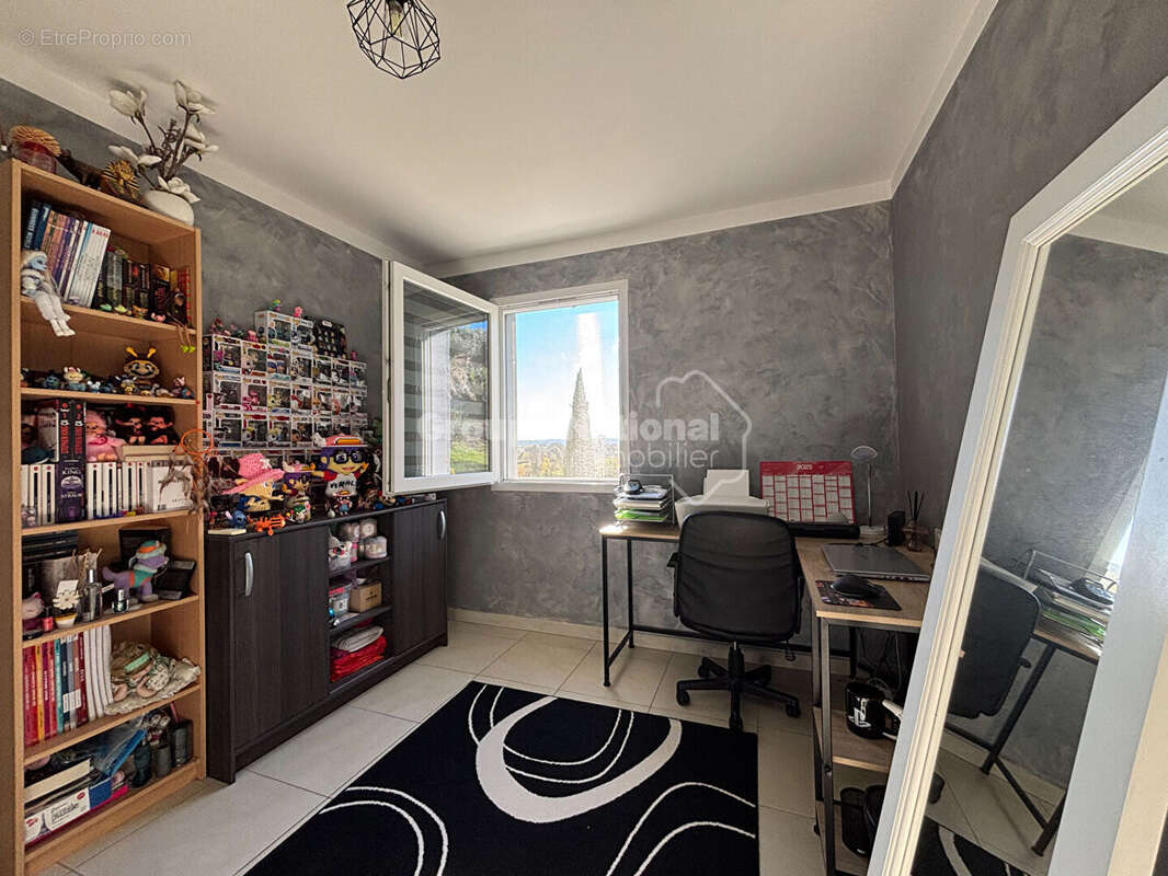 Maison à LA ROUVIERE