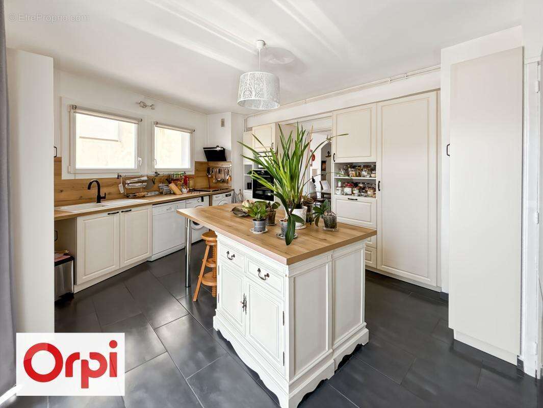 Appartement À Vendre - photo 7