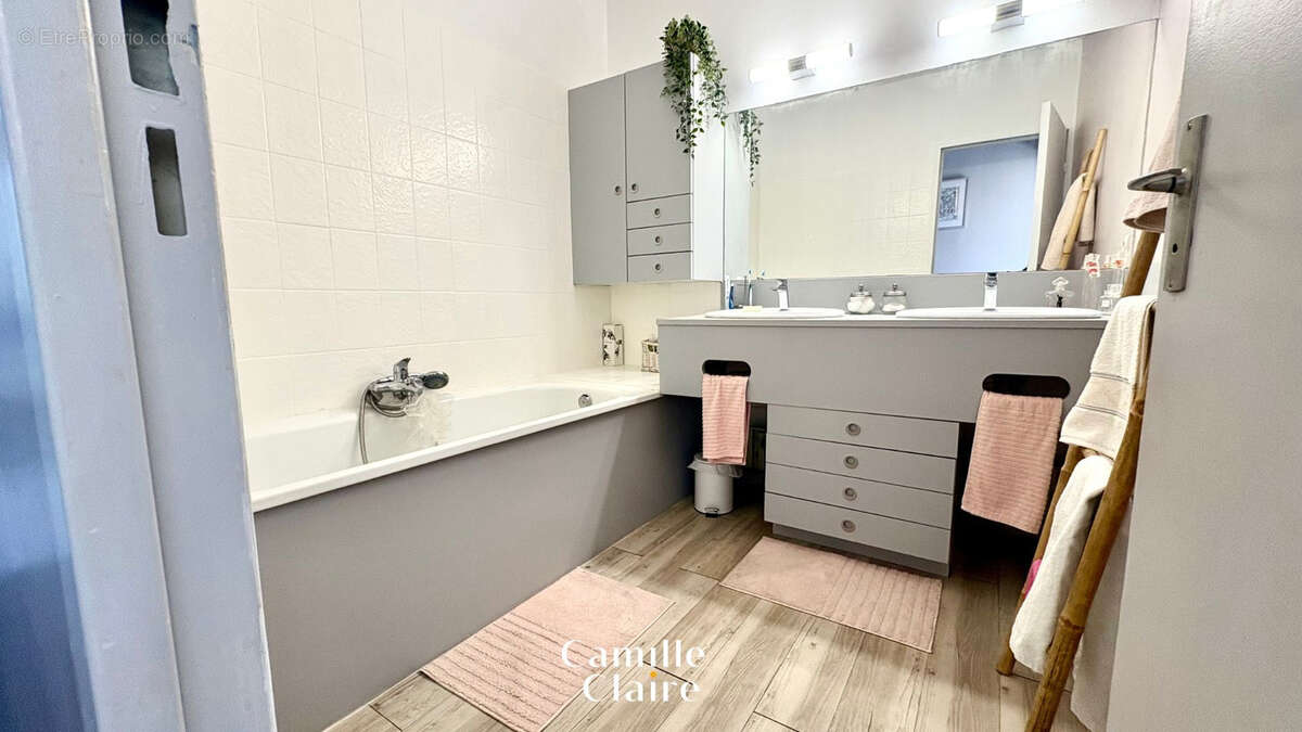 Appartement à ARLES