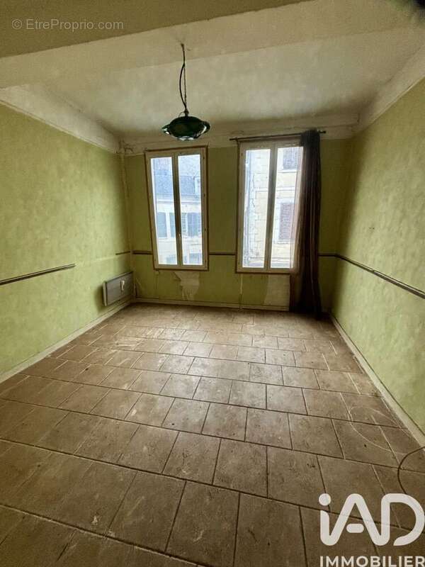 Photo 5 - Maison à JOIGNY