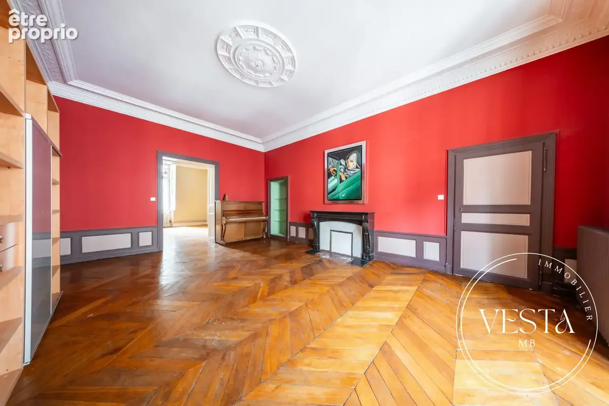 Appartement 152 m² à Dijon  - photo 2