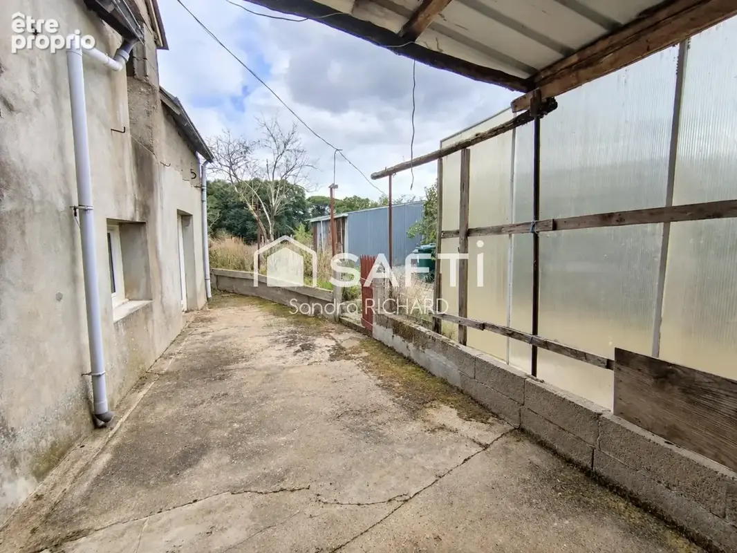 Photo 1 - Maison à ROUGE