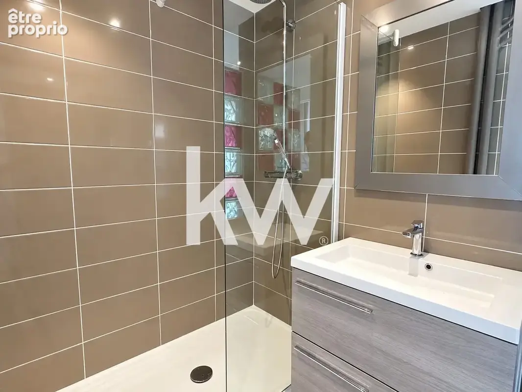 Appartement 3 pièces 67 m² à vendre à Saint-Etienne (42100) - photo 6