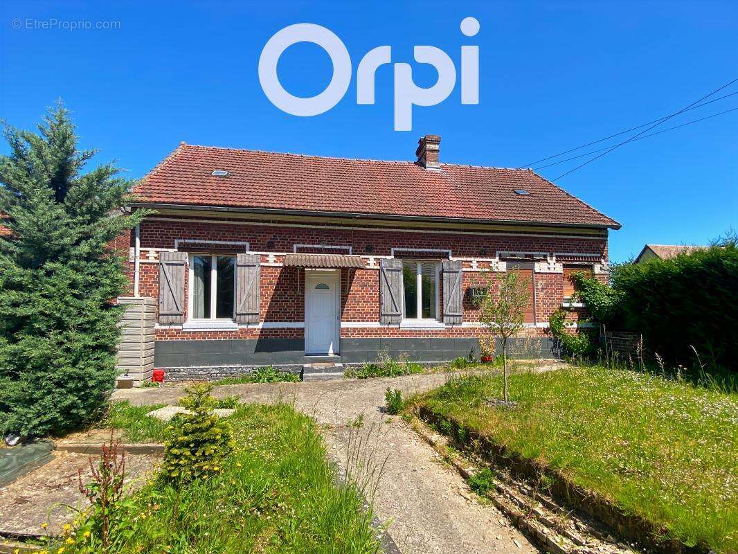 Maison à PORQUERICOURT