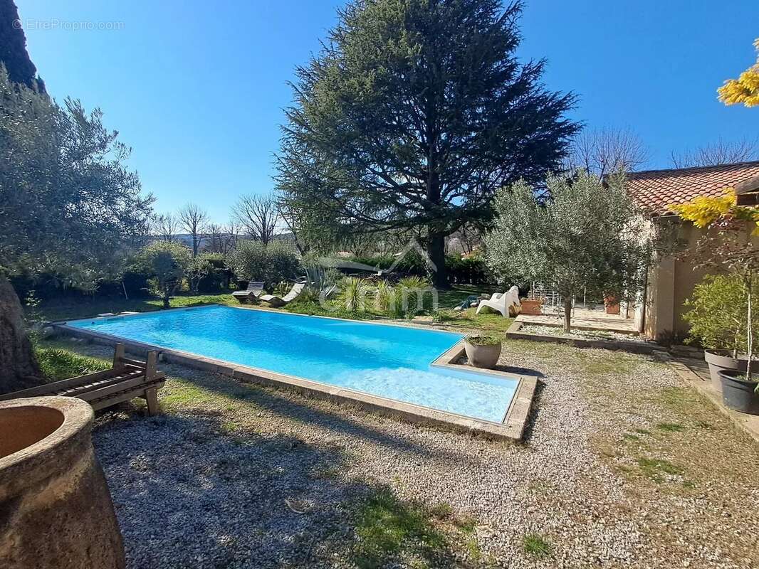 Maison à CHATEAU-ARNOUX-SAINT-AUBAN