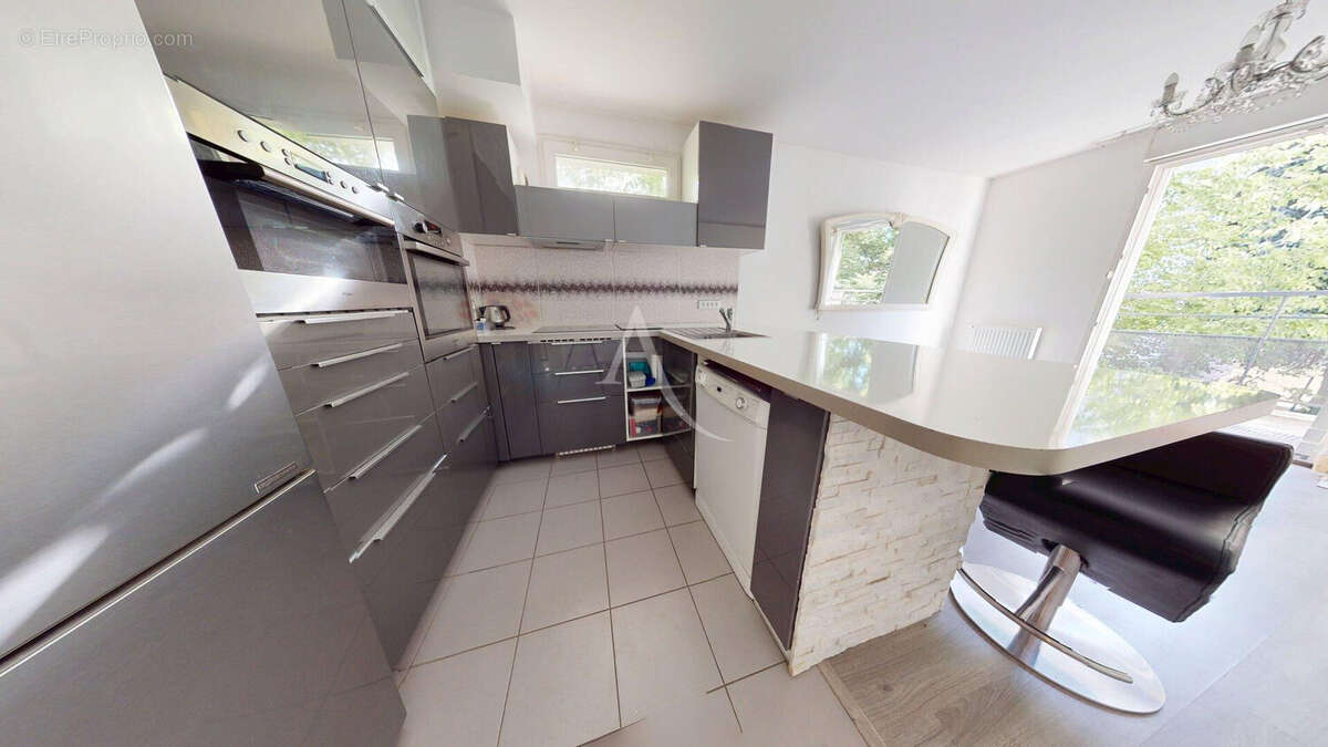 Appartement à VITRY-SUR-SEINE