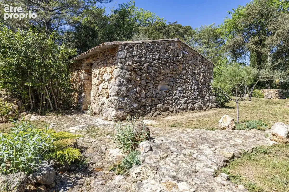 Dans l’arrière-pays varois, au cœur de la Provence Verte/MAISON PLEIN PIED/PISCINE/4200 m2 TERRAIN/ CALME/ SANS VIS A VIS/GARAGE - photo 16