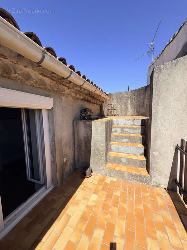 Mdv avec garage caves et terrasses - photo 3