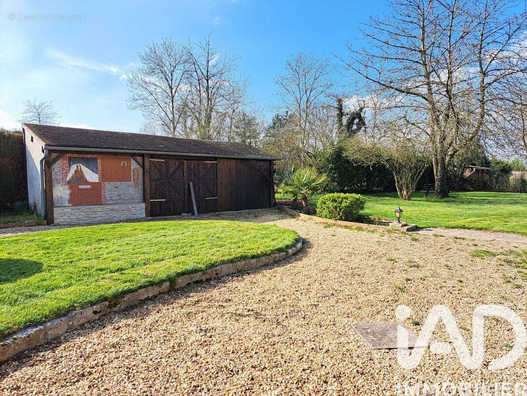 Photo 6 - Maison à HOUDAN