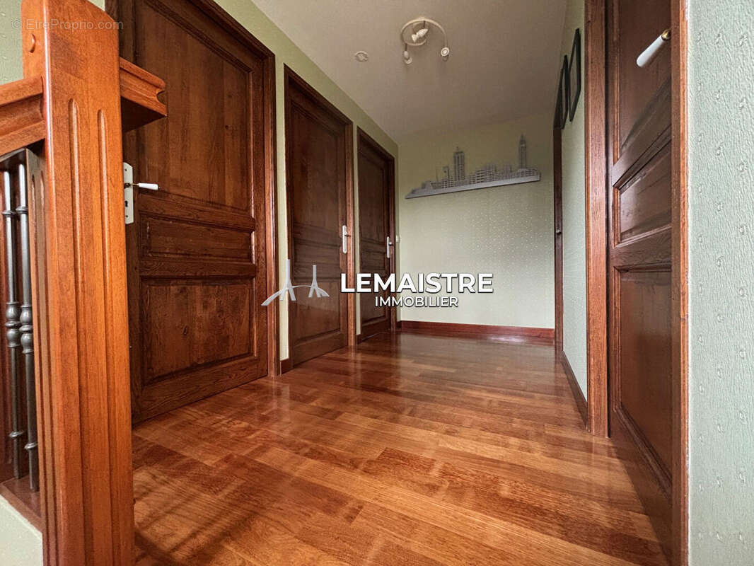 Maison à OCTEVILLE-SUR-MER