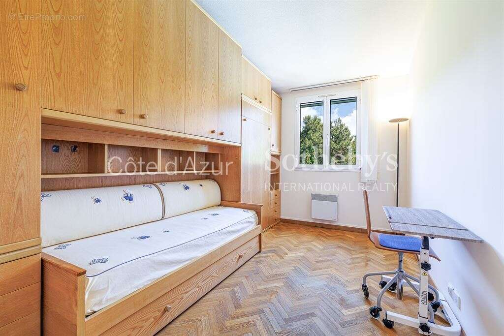 Maison à VILLENEUVE-LOUBET