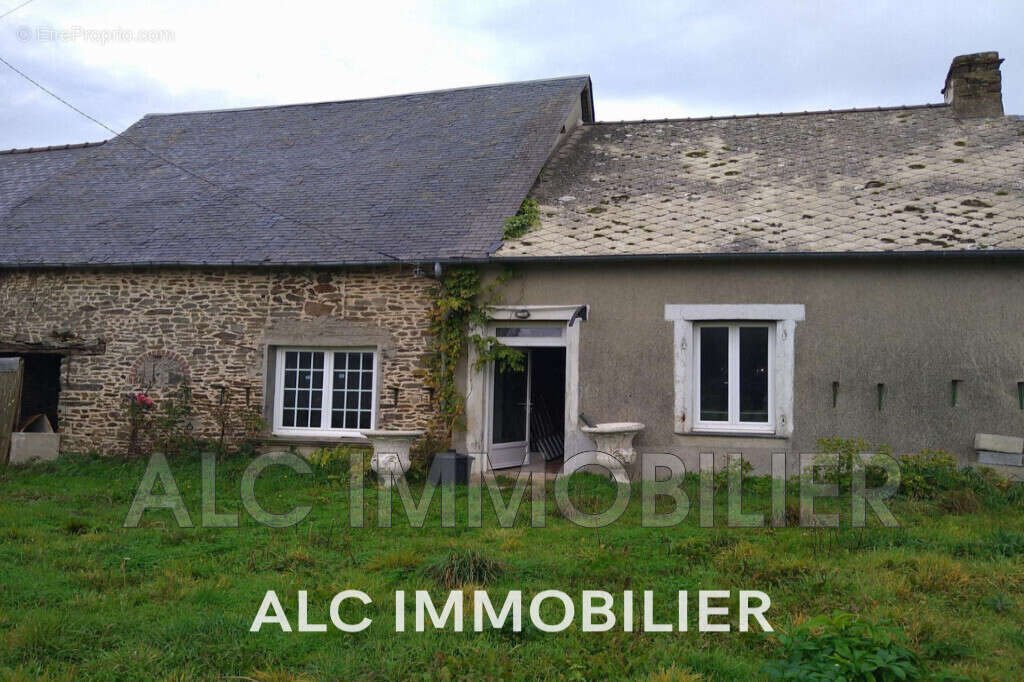 Maison à SAINT-AIGNAN-DE-COUPTRAIN