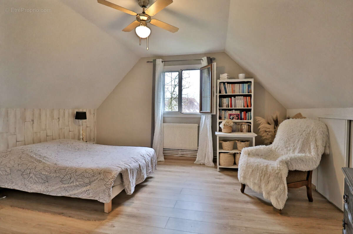 Maison à SAINTE-SAVINE