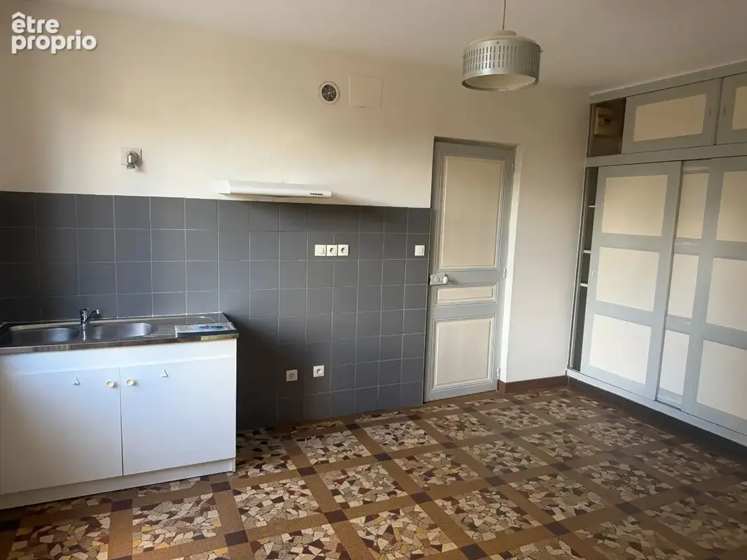 Saint-Benoît La Hune - Maison 75 m², 2 chambres, terrain 486 m², petites dépendances - photo 5