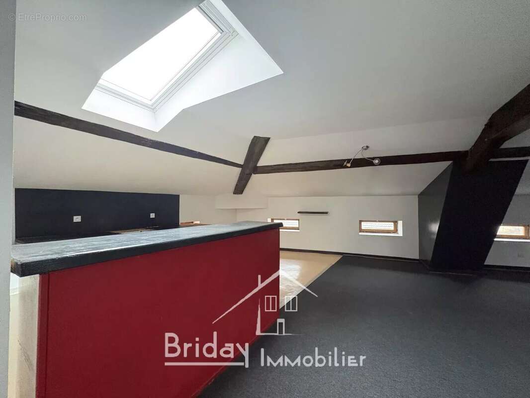 Appartement à SAINT-SYMPHORIEN-D'OZON