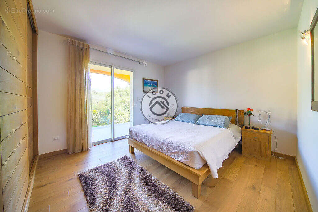 Maison à PORTO-VECCHIO