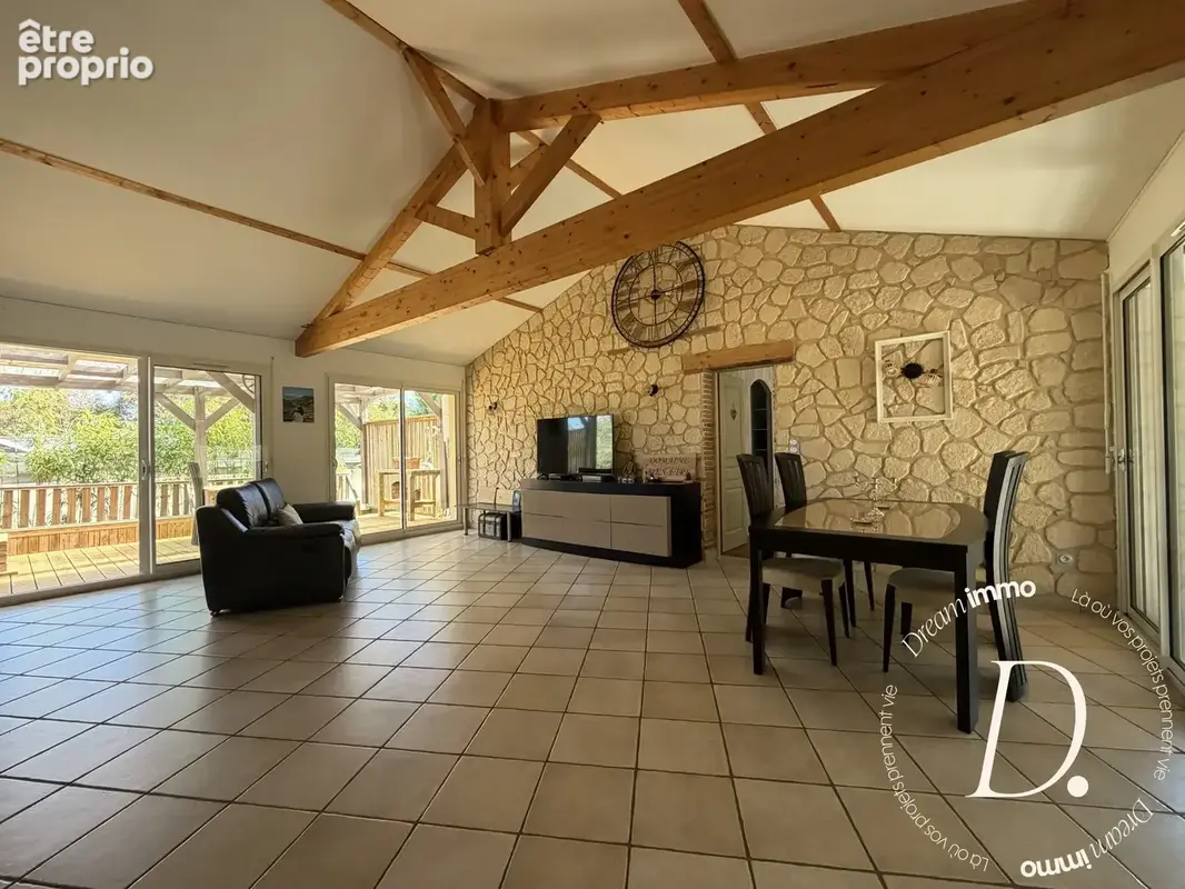 Maison 4 pièces 133 m² à vendre à Rion-Des-Landes (40370) - photo 2