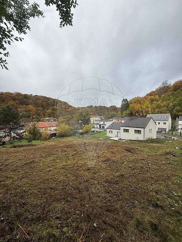 Terrain à HAUCOURT-MOULAINE