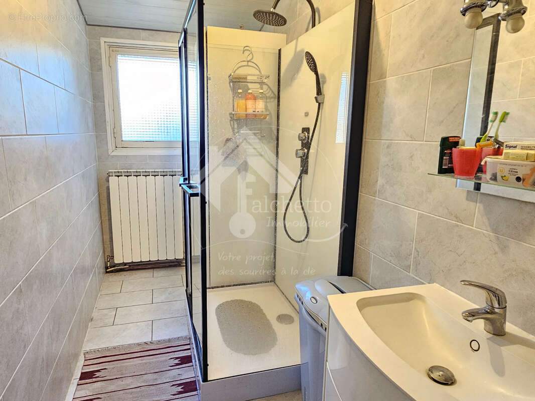 Maison à SAINT-LEON