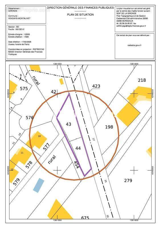 Terrain à VENDAYS-MONTALIVET