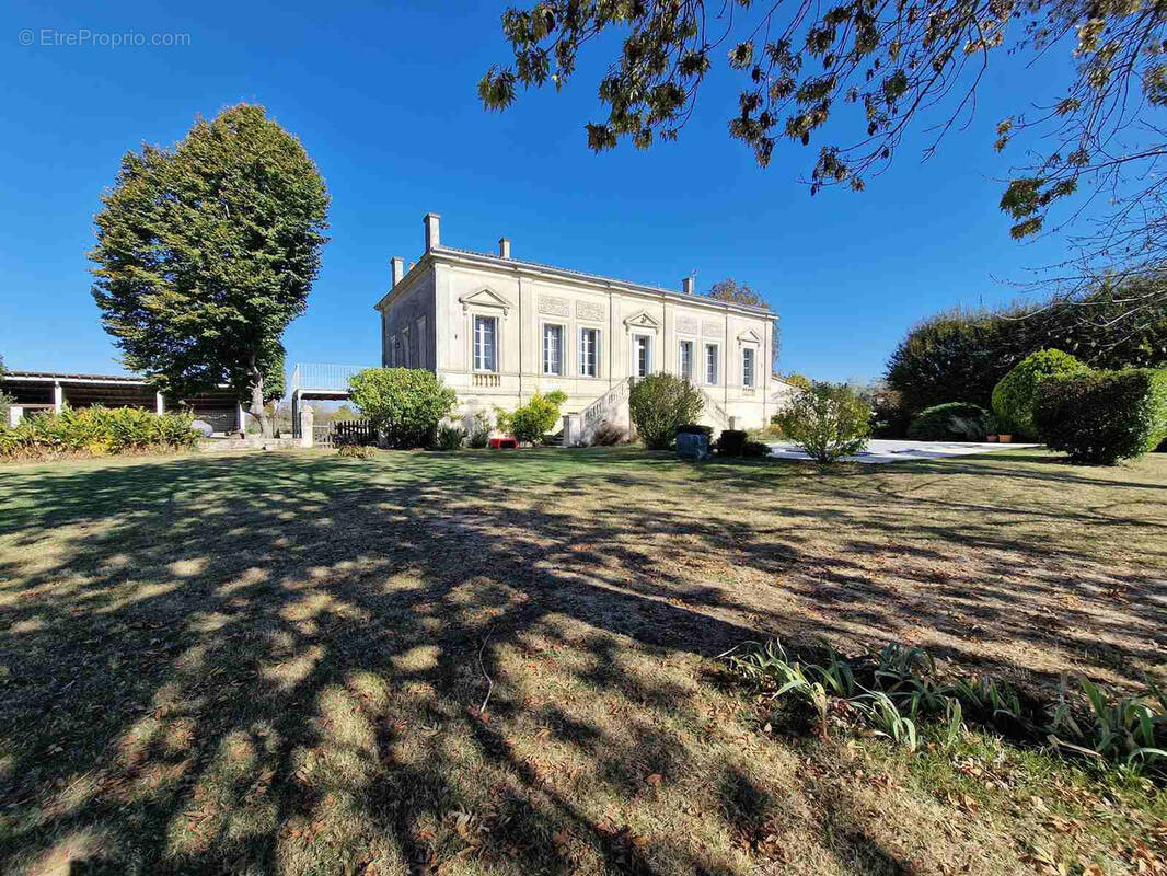 Maison à ASQUES