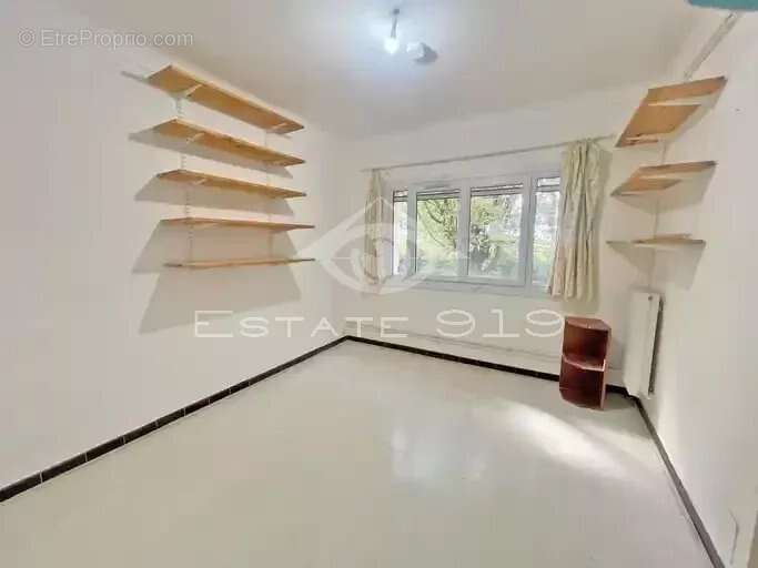 Maison à ROQUEFORT-LES-PINS