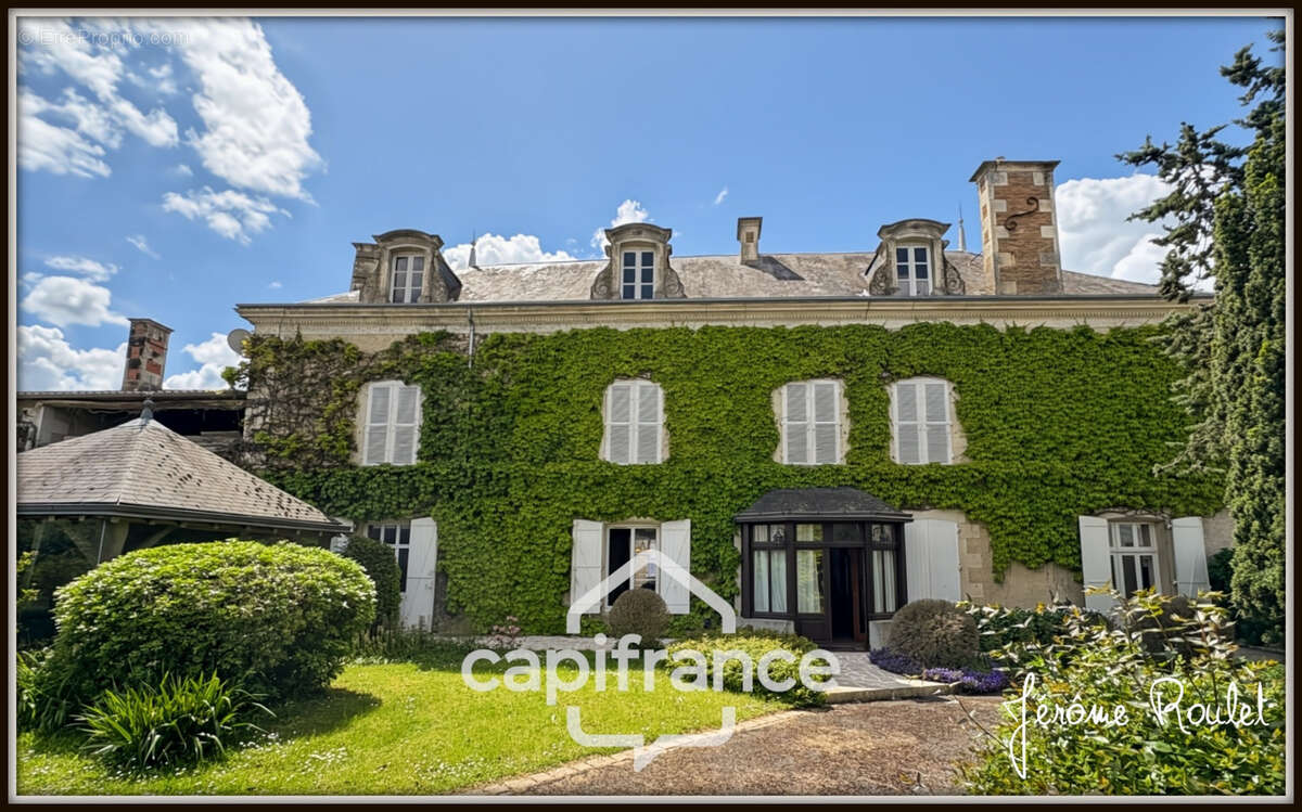 Dpt Vienne (86), à vendre Champigny-En-Rochereau maison P8 de 220 m² - Terrain de 1 017,00 m² - photo 8