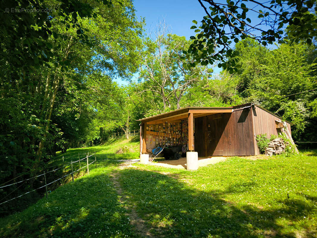 Ensemble immobilier de caractère dans un cadre bucolique - photo 16