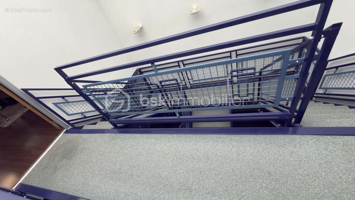 Commerce à SAINT-QUENTIN