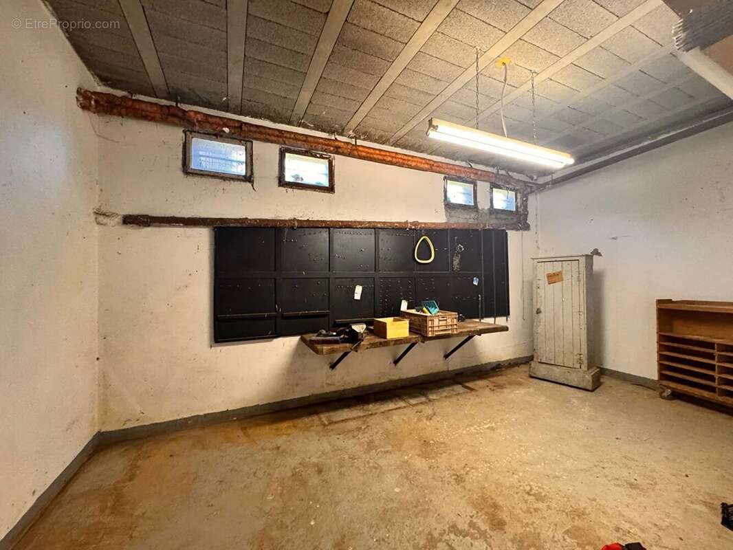 Maison à CRESPIERES