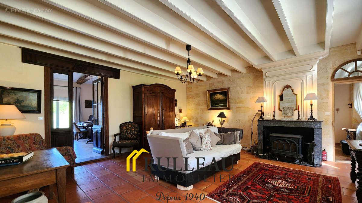 Maison à SAINT-ANDRE-DE-CUBZAC
