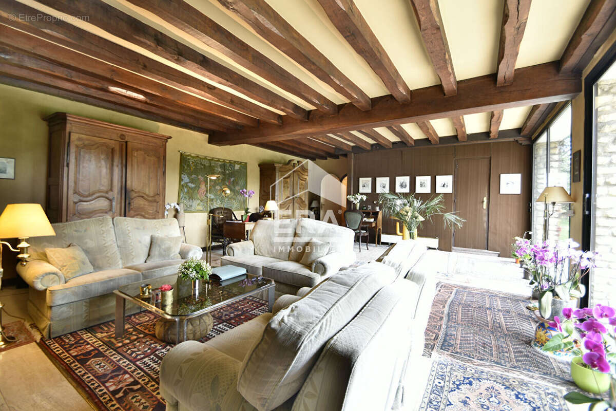 Maison à SAULX-MARCHAIS