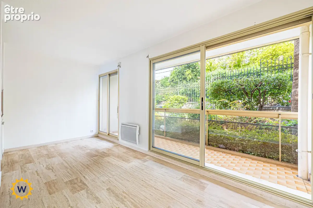 NICE OUEST BOSQUETS / STUDIO de 21 m2 avec Balcon, vue verdure ! idéal investissement locatif ! A 5 min. de la promenade des ang - photo 2