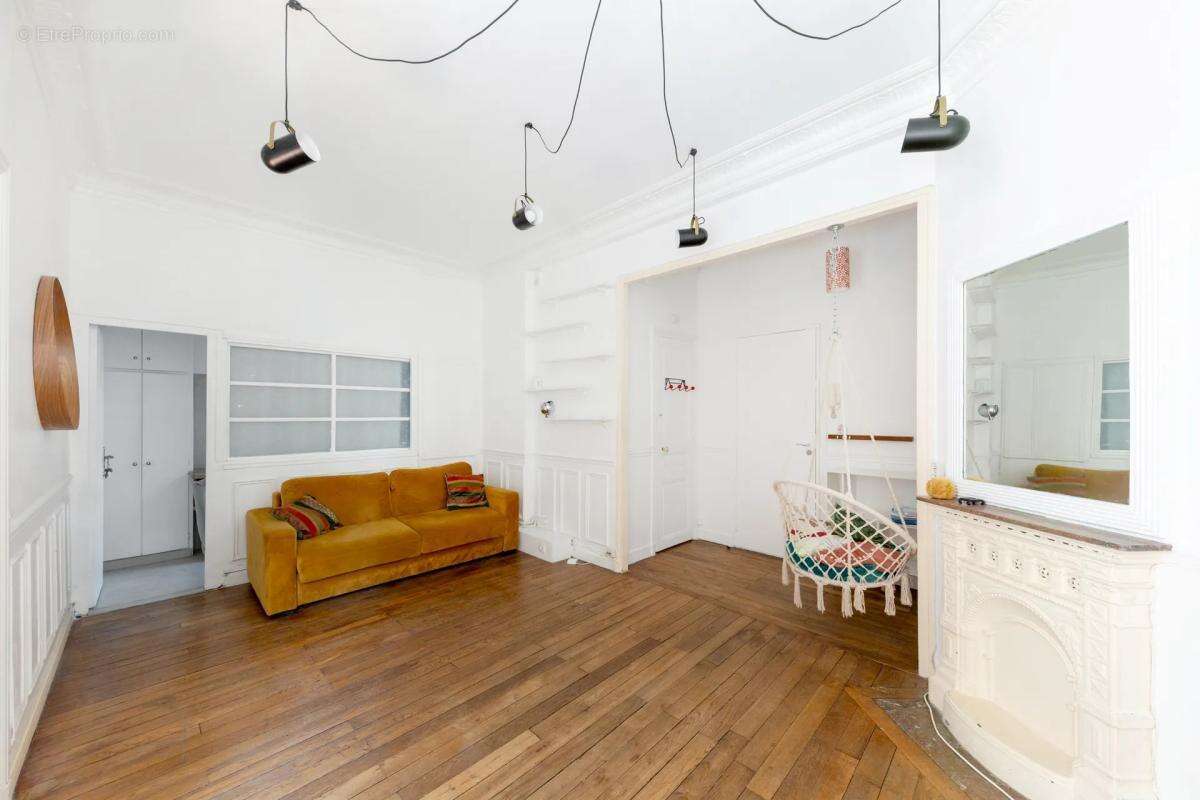 Appartement à PARIS-10E