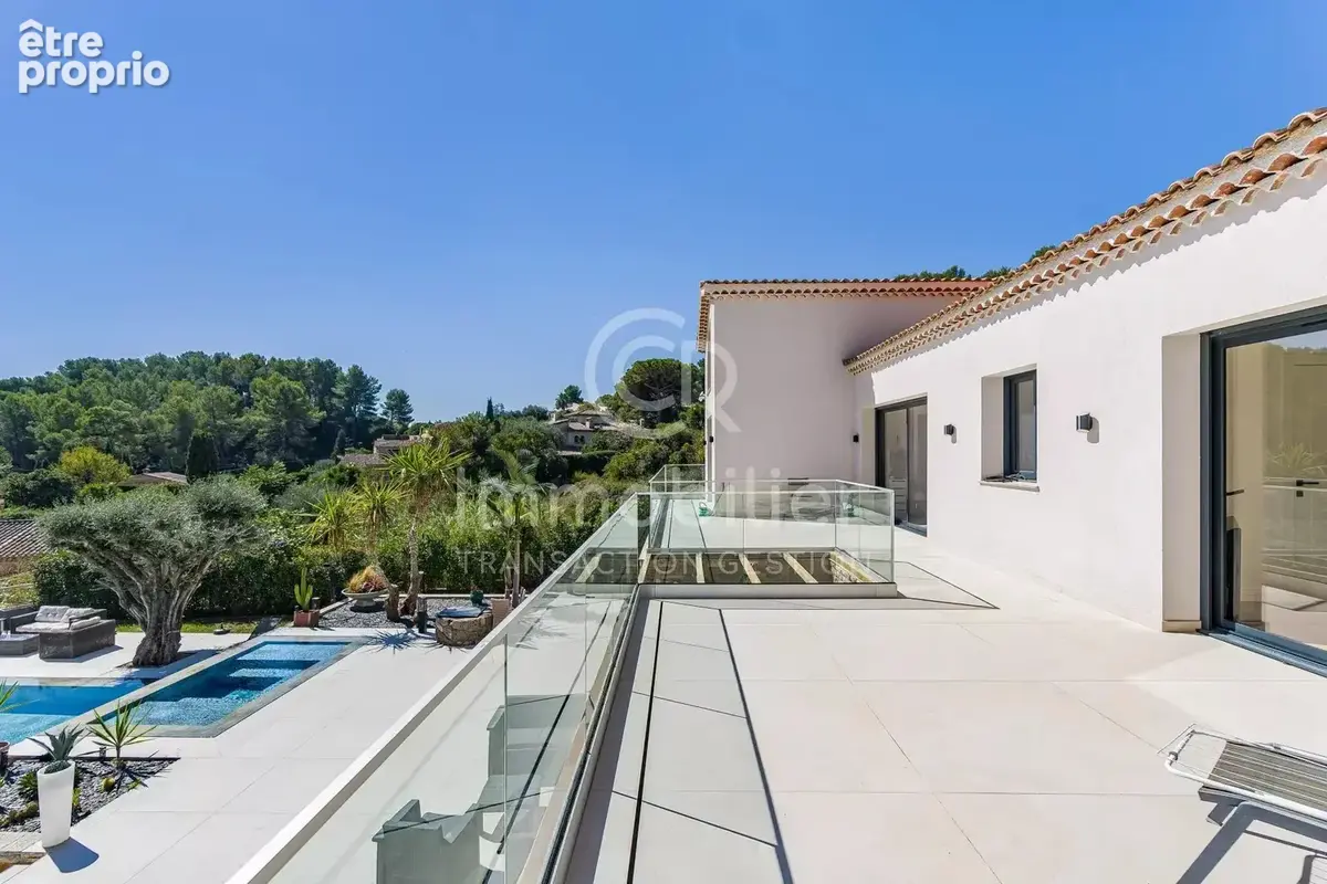 Mougins - Villa de Prestige - photo 17