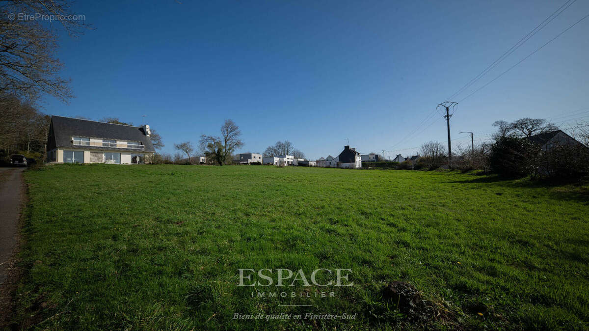 Terrain à CONCARNEAU