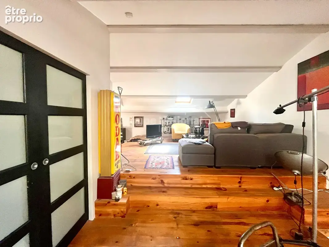 Grand T2  + Garage/local commercial - photo 12