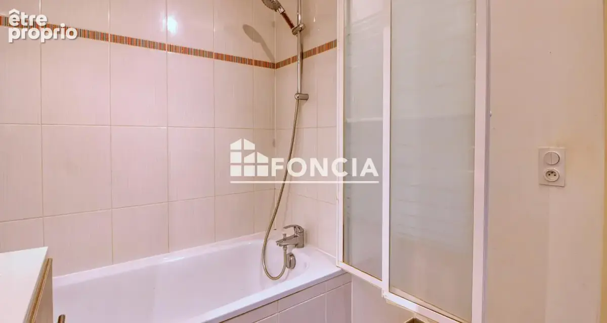 Eragny (95) - A 2 pas de la gare d'Eragny et des commerces - Appartement T2 de 38,5 m² avec balcon - 1er étage - parking double  - photo 16