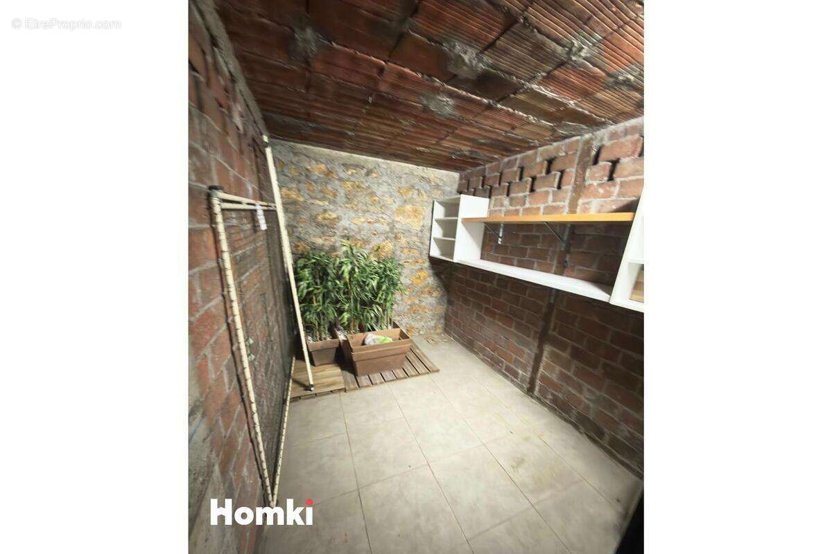 Appartement à LA GARENNE-COLOMBES