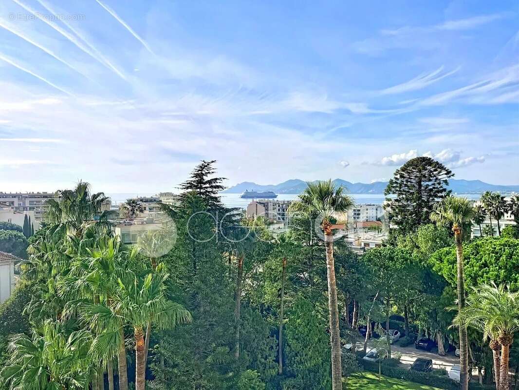 Appartement à CANNES
