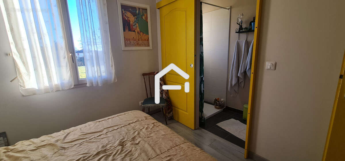 Maison à SAINT-GERMAIN-LES-BELLES