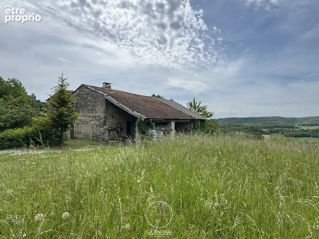 Ferme avec terrains et dépendances à rénover - SOYANS - photo 4